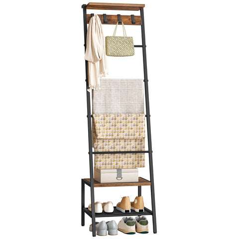 HOOBRO Blanket Ladder giraffe-head shelf showing decorative storage and accessible blankets