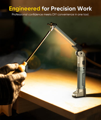HOTLIGH light features 180 degree rotation for flexible aiming