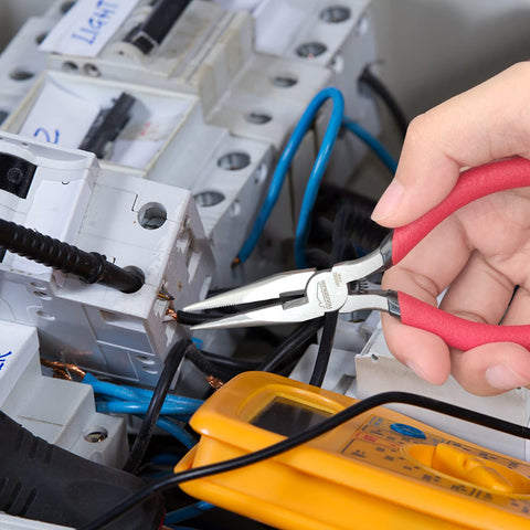 HOUSERAN versatile pliers suit electricians, builders, and workshop tasks.