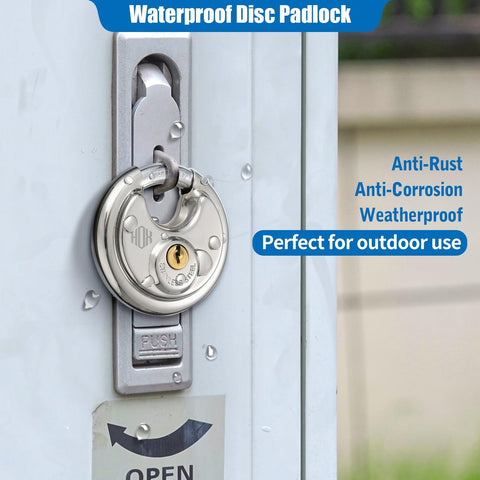 Weatherproof HOX padlock design suited for outdoor fences and gates