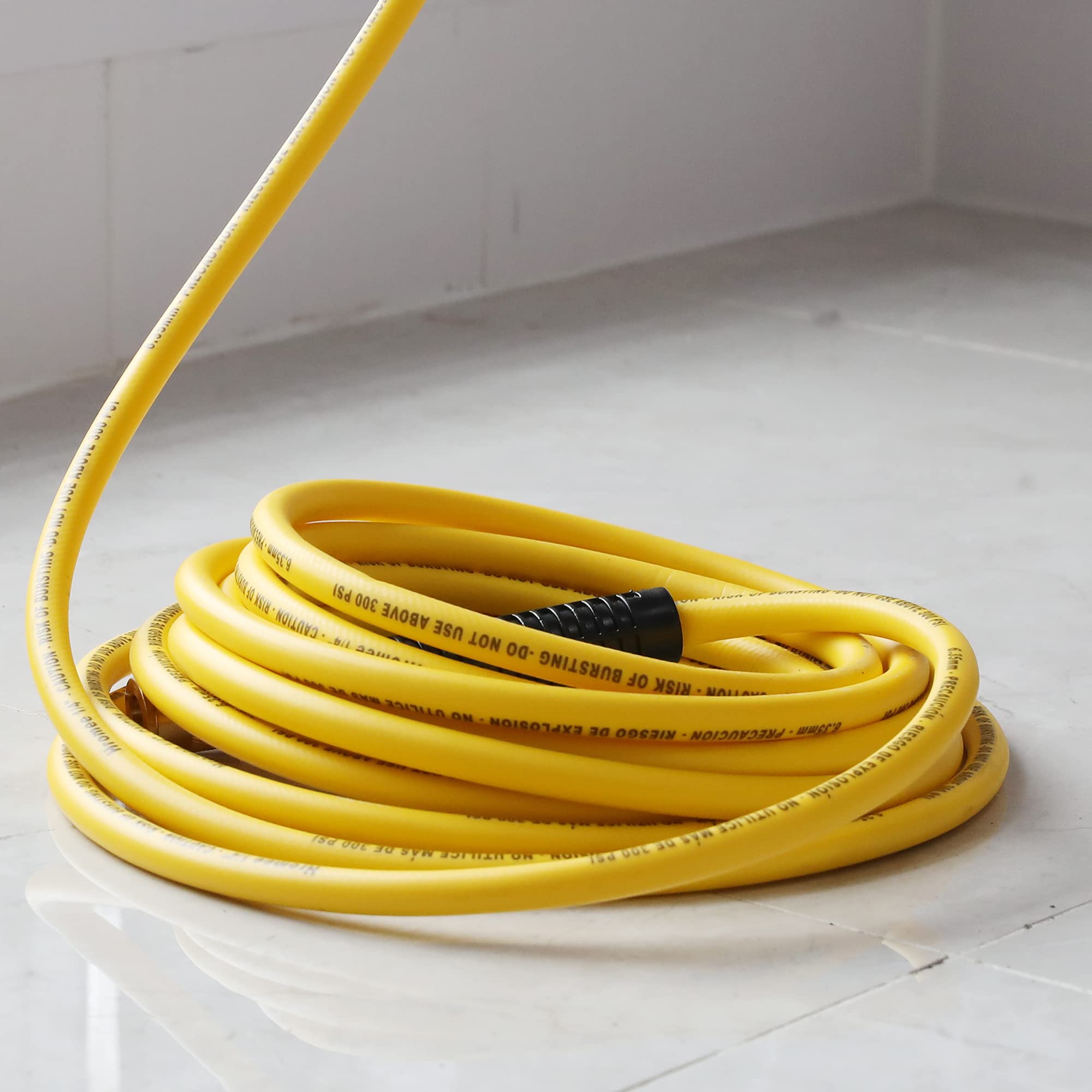 Hromee all weather hose stays flexible from -40F to 150F for shop and DIY projects.