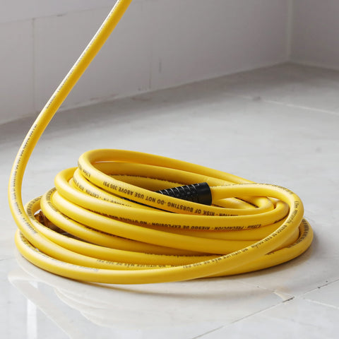 Hromee quick-connect kit with coupler and plug for versatile setups.