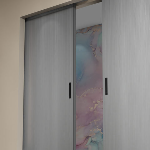 HRX Glass STB handle on a drawer front offering a smooth, ergonomic pull.