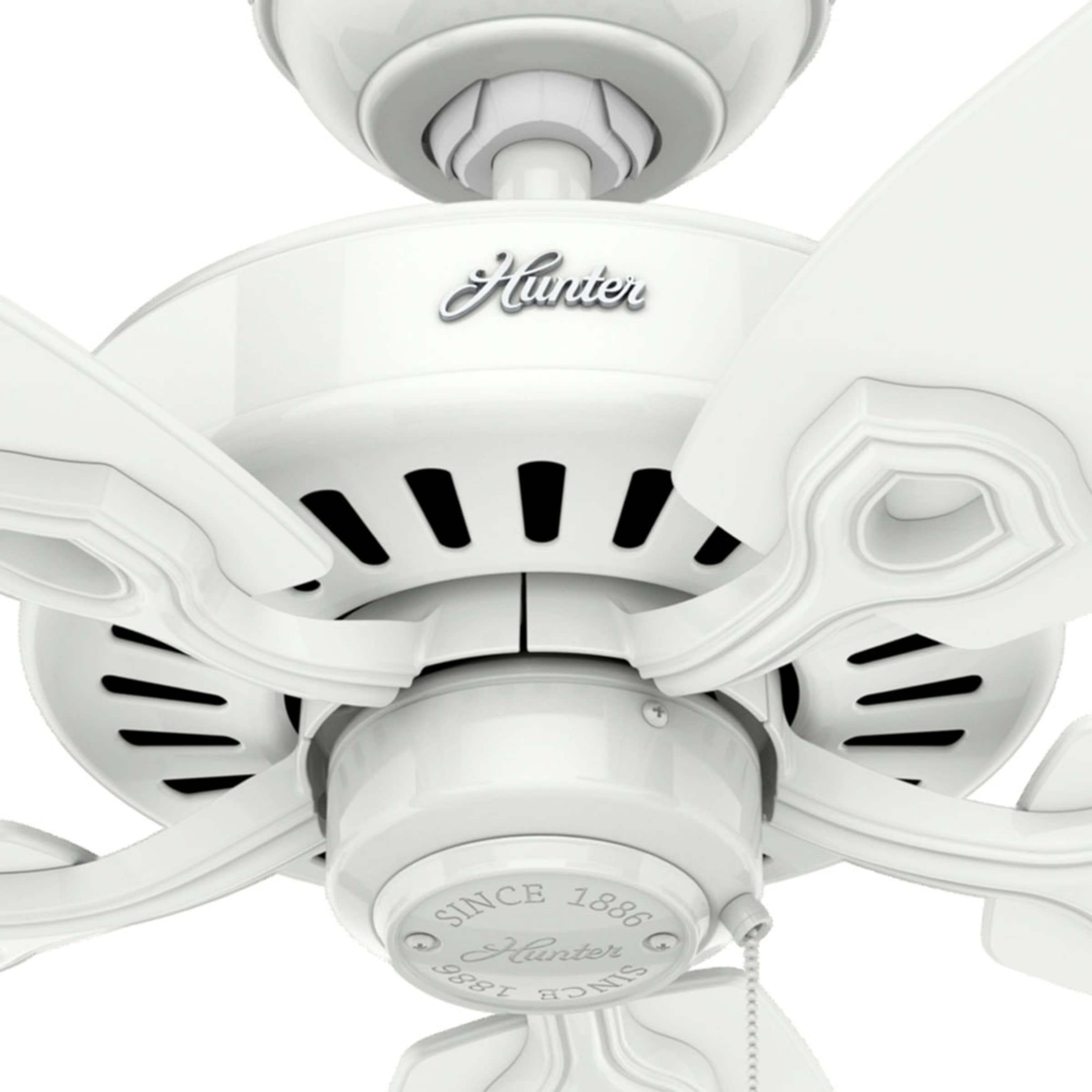 Hunter Builder Elite motor closeup showcasing WhisperWind technology.