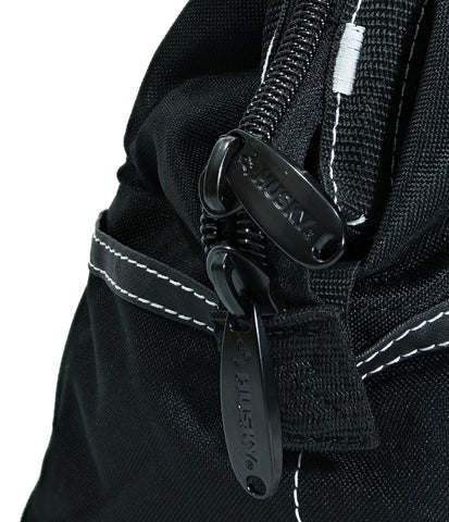 Husky 82003N11 removable shoulder strap eases transport