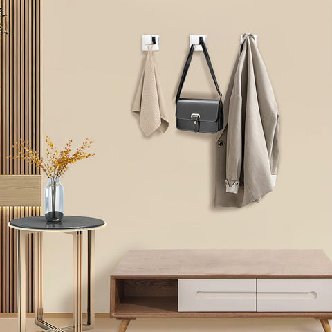 IBosins installation kit with screws and anchors for easy mounting.