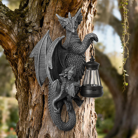 IDEA SHOW dragon-tree-hugger close-up wings, detailed gothic steampunk features