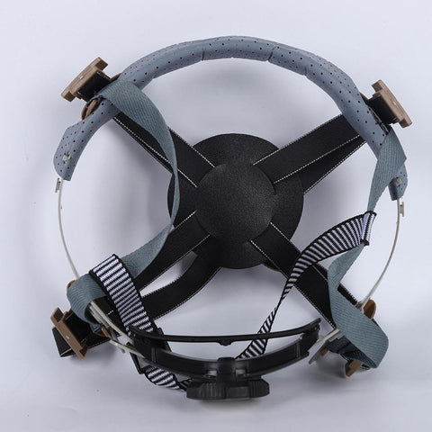 IEUDNS adjustable knob enables a secure, customizable hat fit.