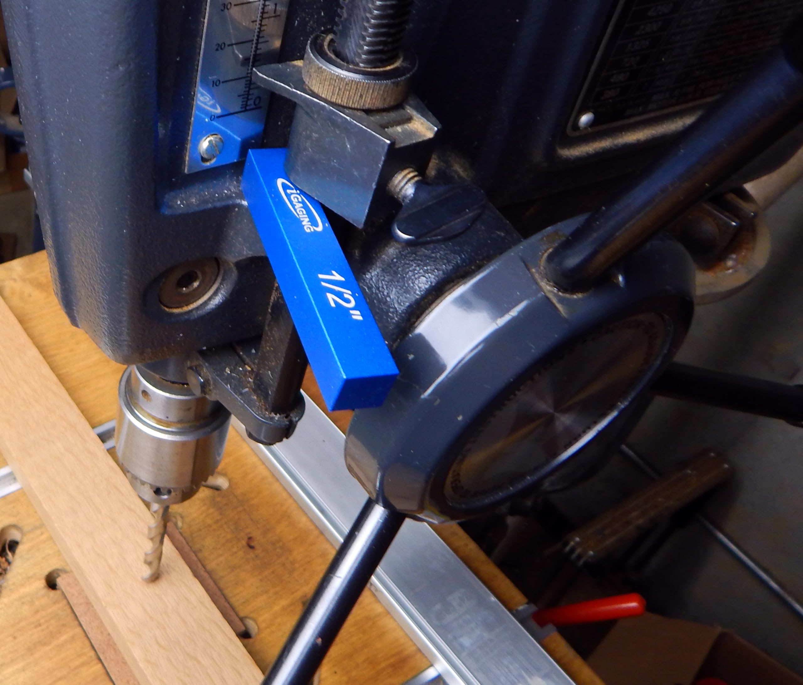 Blue anodized finish protects faces while transporting the blocks.