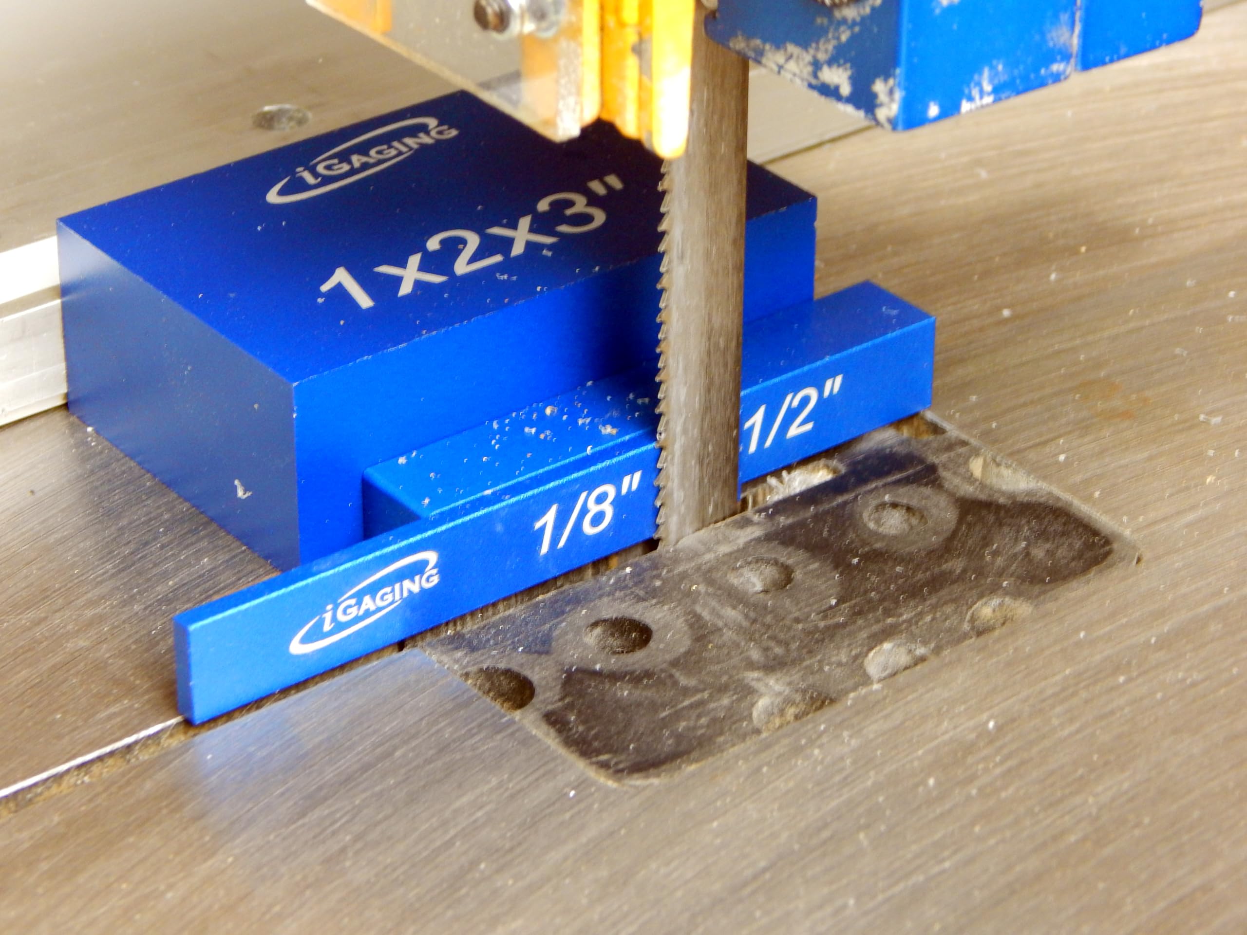 Wide size range in the iGaging set supports many blade, bit, and fence setups.