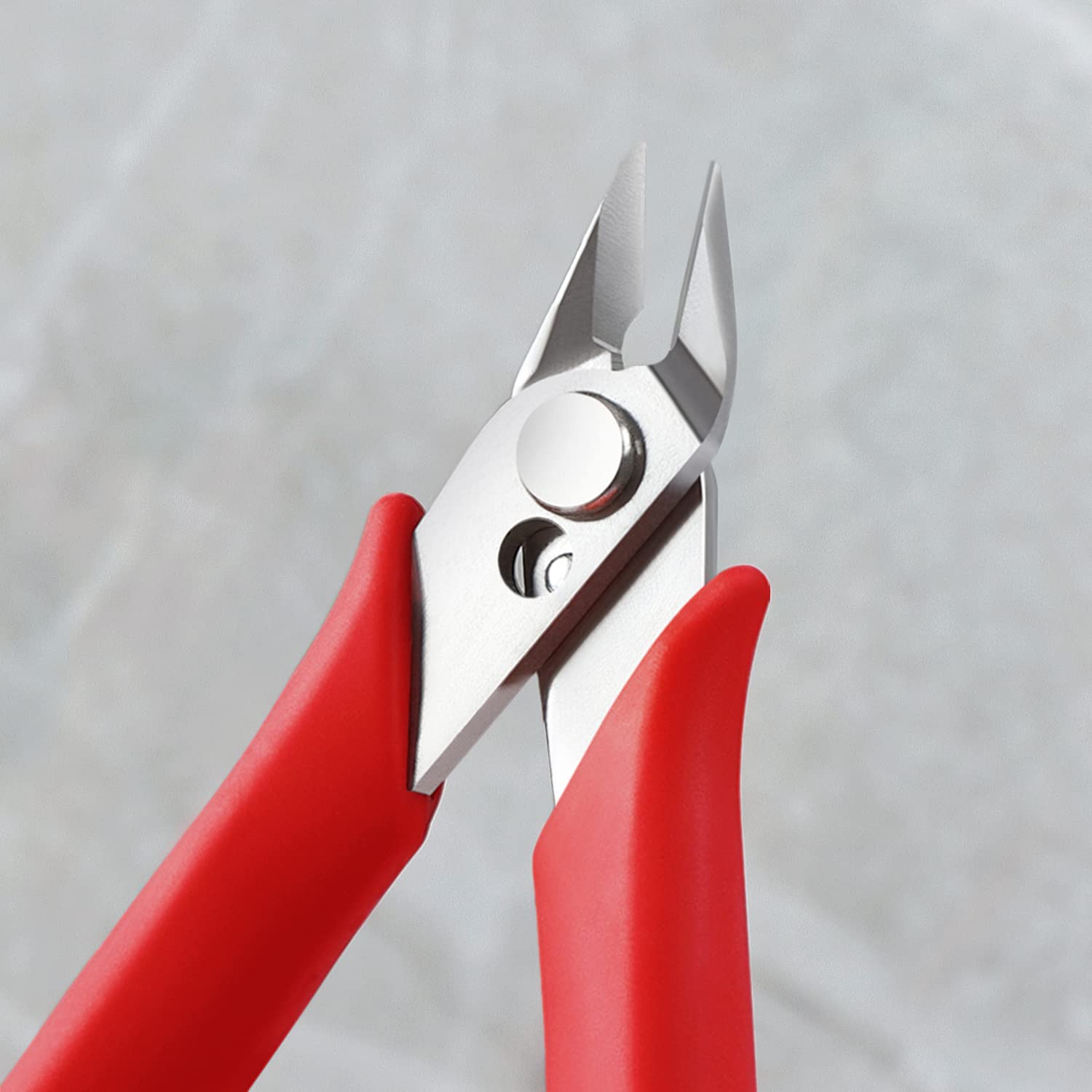 IGAN 170 cutters ideal for jewelry work and delicate wire.