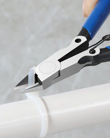 IGAN 330 compact design with longer jaws for flush cuts in tight spots.