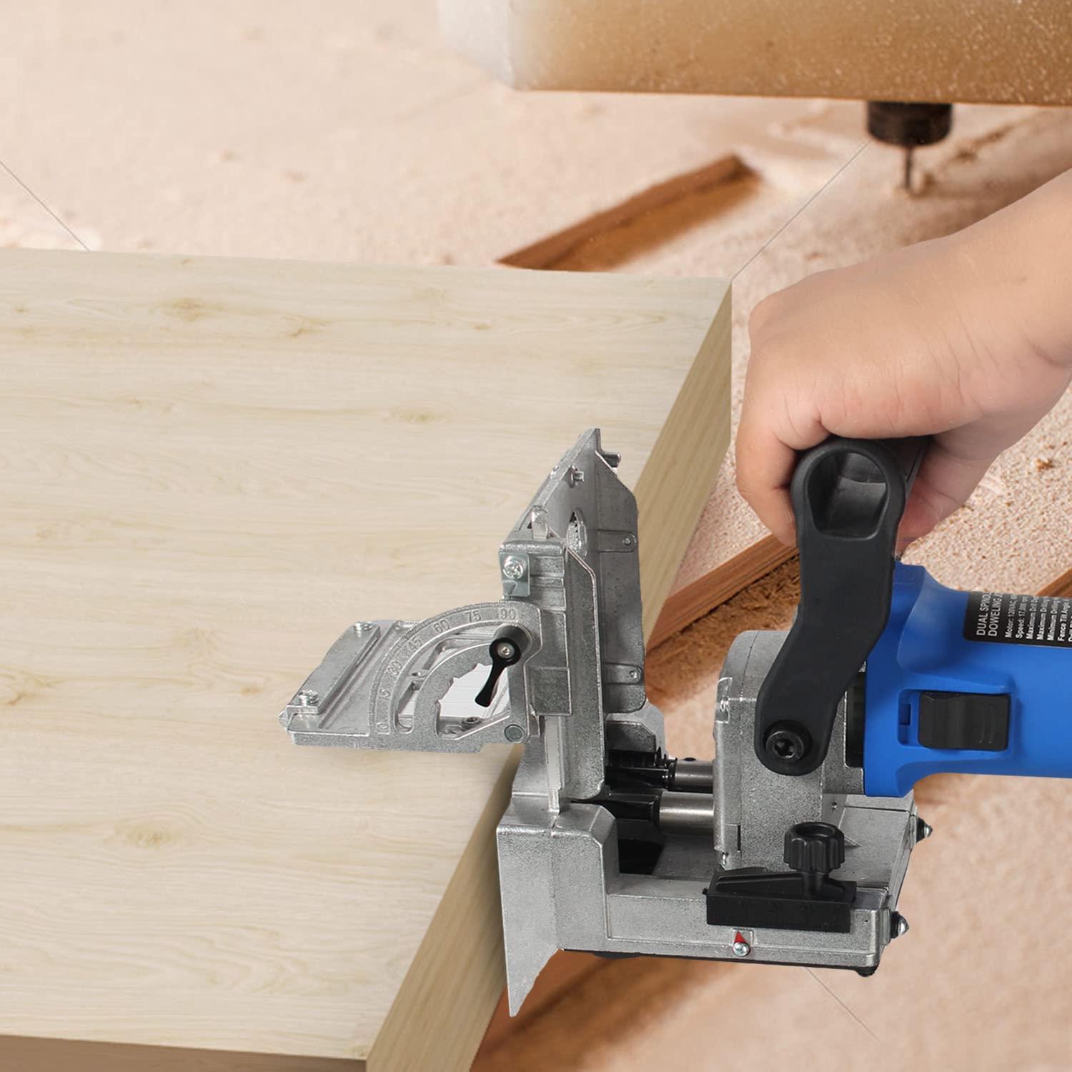 igooo DJ710 dust port connects to extractor for cleaner work