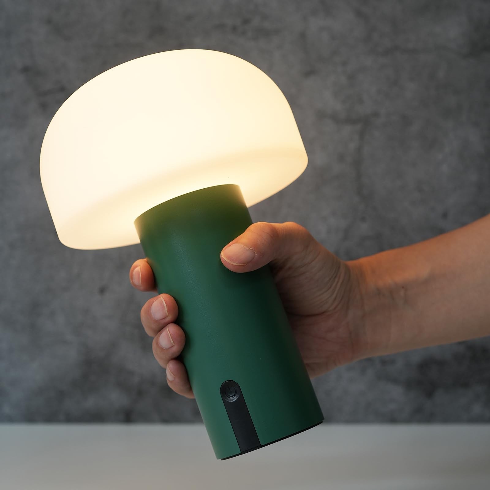ILOVINIT outdoor mushroom table lamp green top view for cozy patio ambiance.