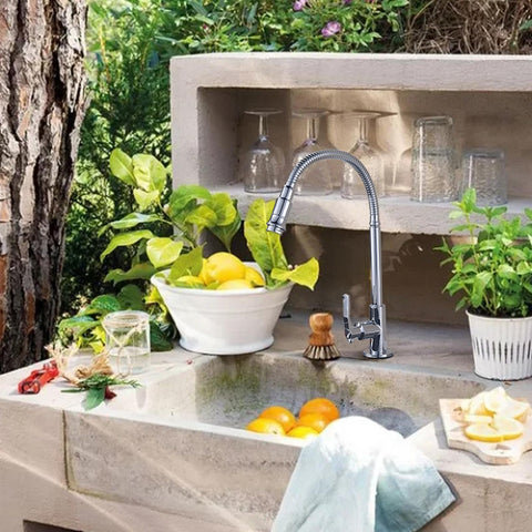 Inchant outdoor-use faucet suitable for kitchens, bars, patios, and more.