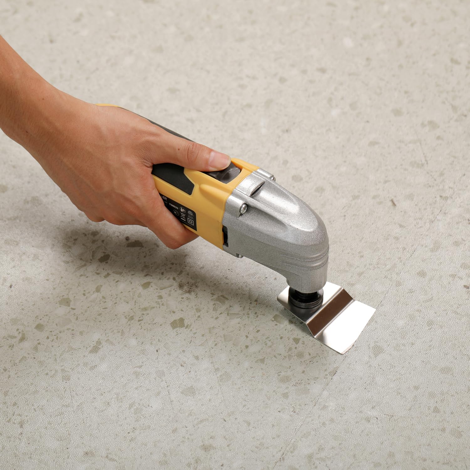 Inequalit saw blades ideal for quick wood and metal cuts