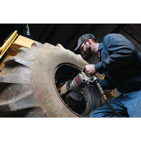 Ingersoll Rand 2850MAX-6 wrench versatile for heavy-duty tasks.
