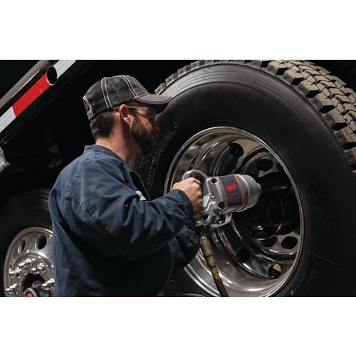 Ingersoll Rand 2850MAX-6 wrench reduces operator fatigue.