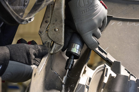 Ingersoll Rand 308B in use for deburring and light finishing tasks