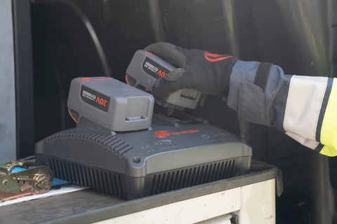 Ingersoll Rand BL2022 charging scene, quick one-hour recharge feature.