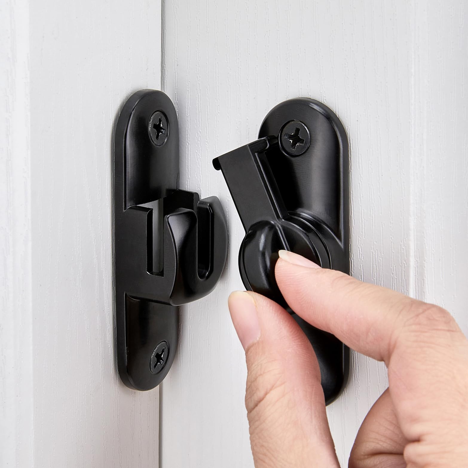 INIRET barn door latch shows 90-180 degree compatibility for flexible installation.