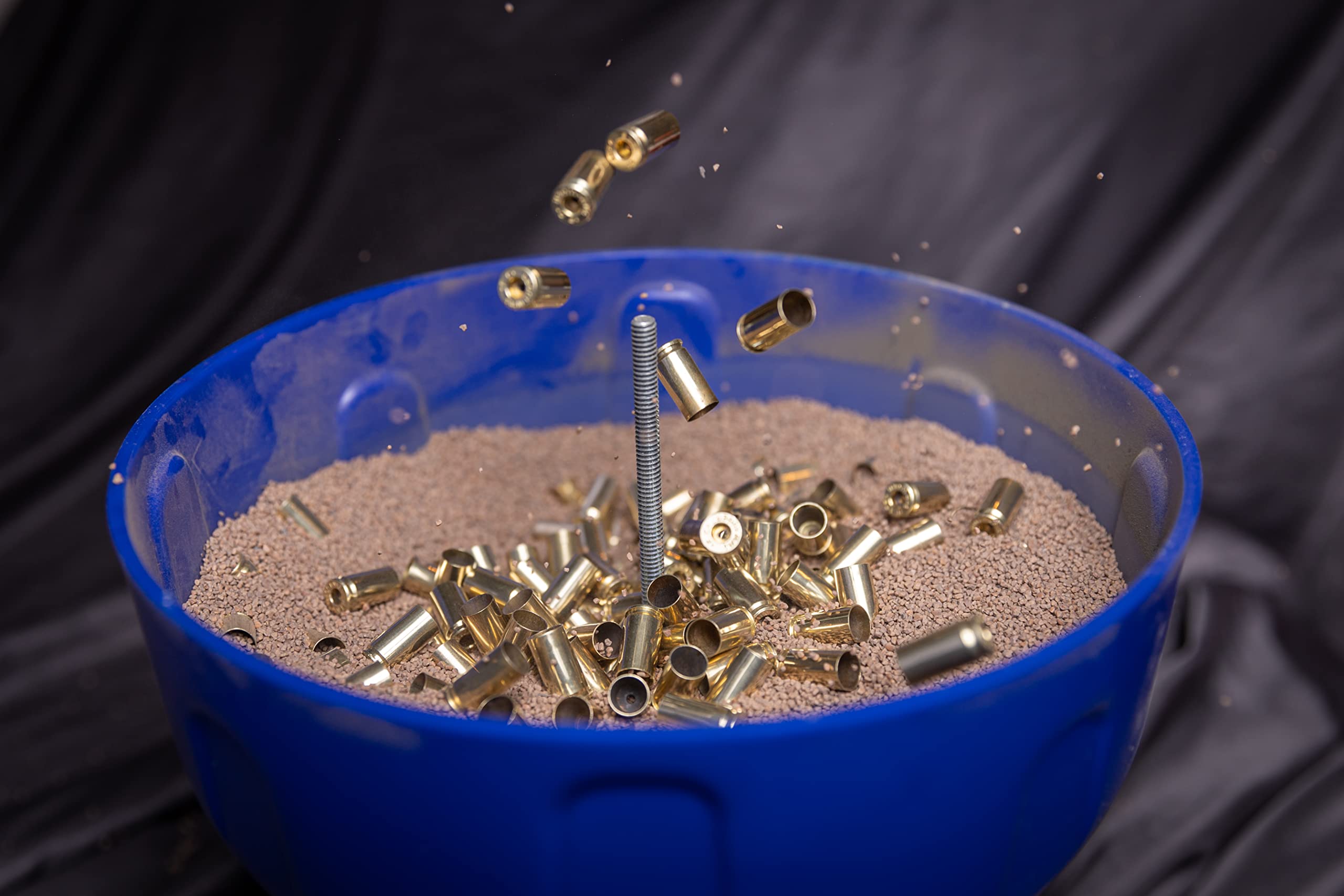 Interactivia walnut shell media 18-40 grit blasting application removing paint while preserving substrate.