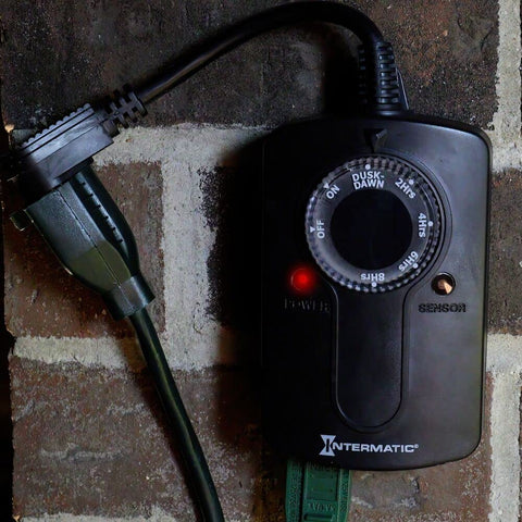 HB51K photocell sensor enables automatic lighting at dusk