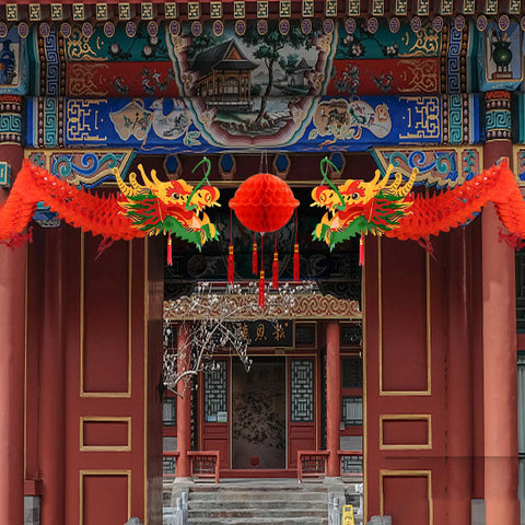 IRmm red lanterns, 15 cm, ideal for doors and windows.
