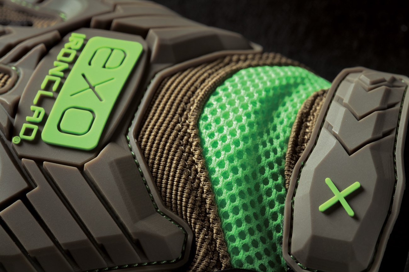 Ironclad EXO Motor Glove TPR cuff puller speeds donning and positioning.