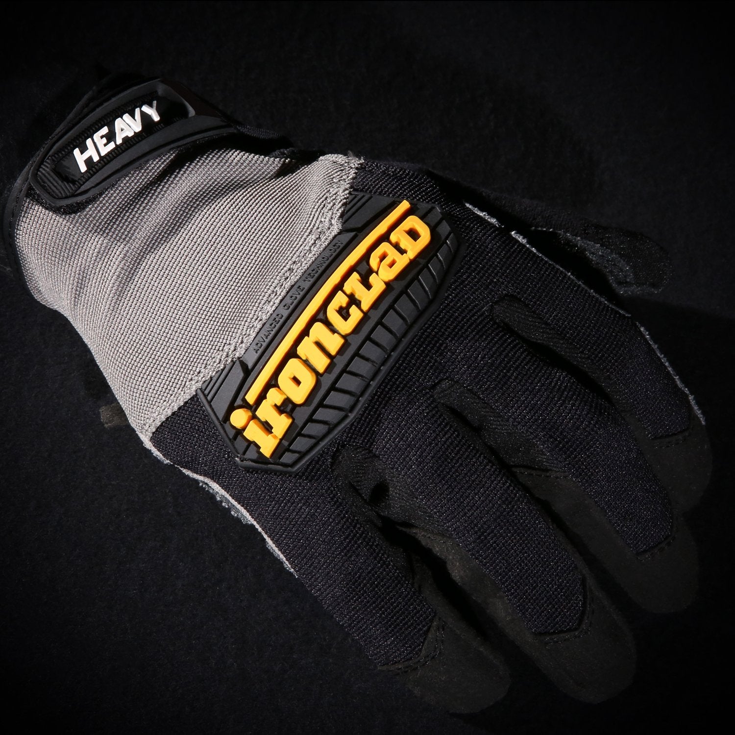 Ironclad HUG-03-M dexterity preserved for precise maneuvering and small parts.