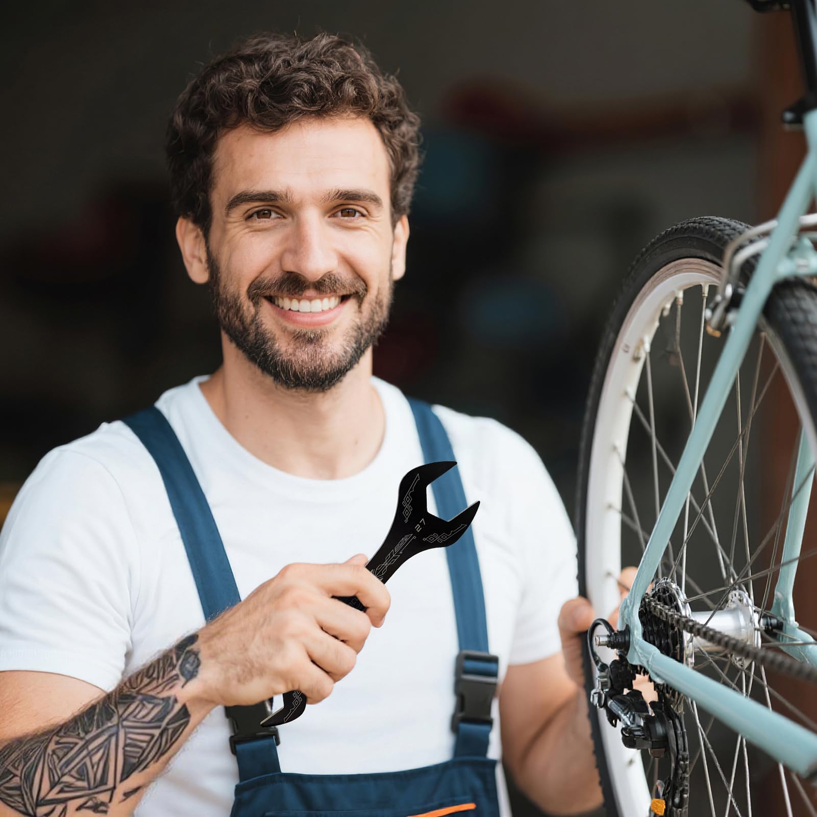 IRONCUBE compact kit for auto and bike repairs on the go.