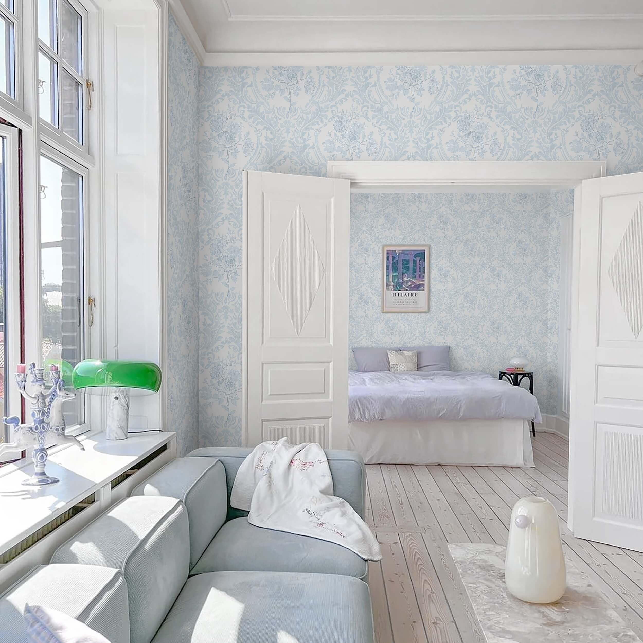Ismoon removable wallpaper preserves rental walls without damage.