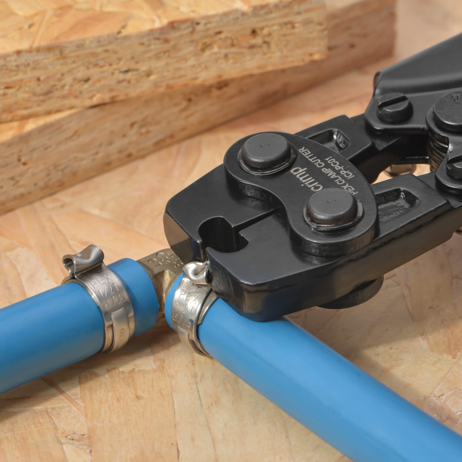 IWISS ICP-PC01 handles 1 inch clamps with smooth, confident action.
