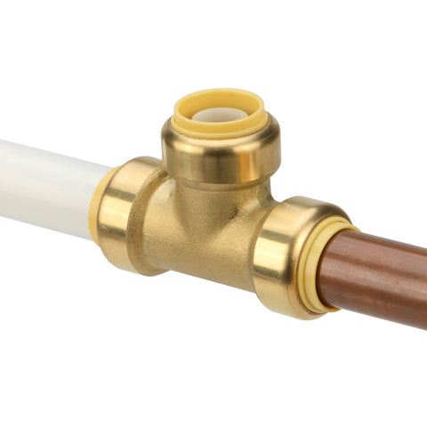 Compact design of the IWISS iCrimp Disconnect Tong fits tight spaces.