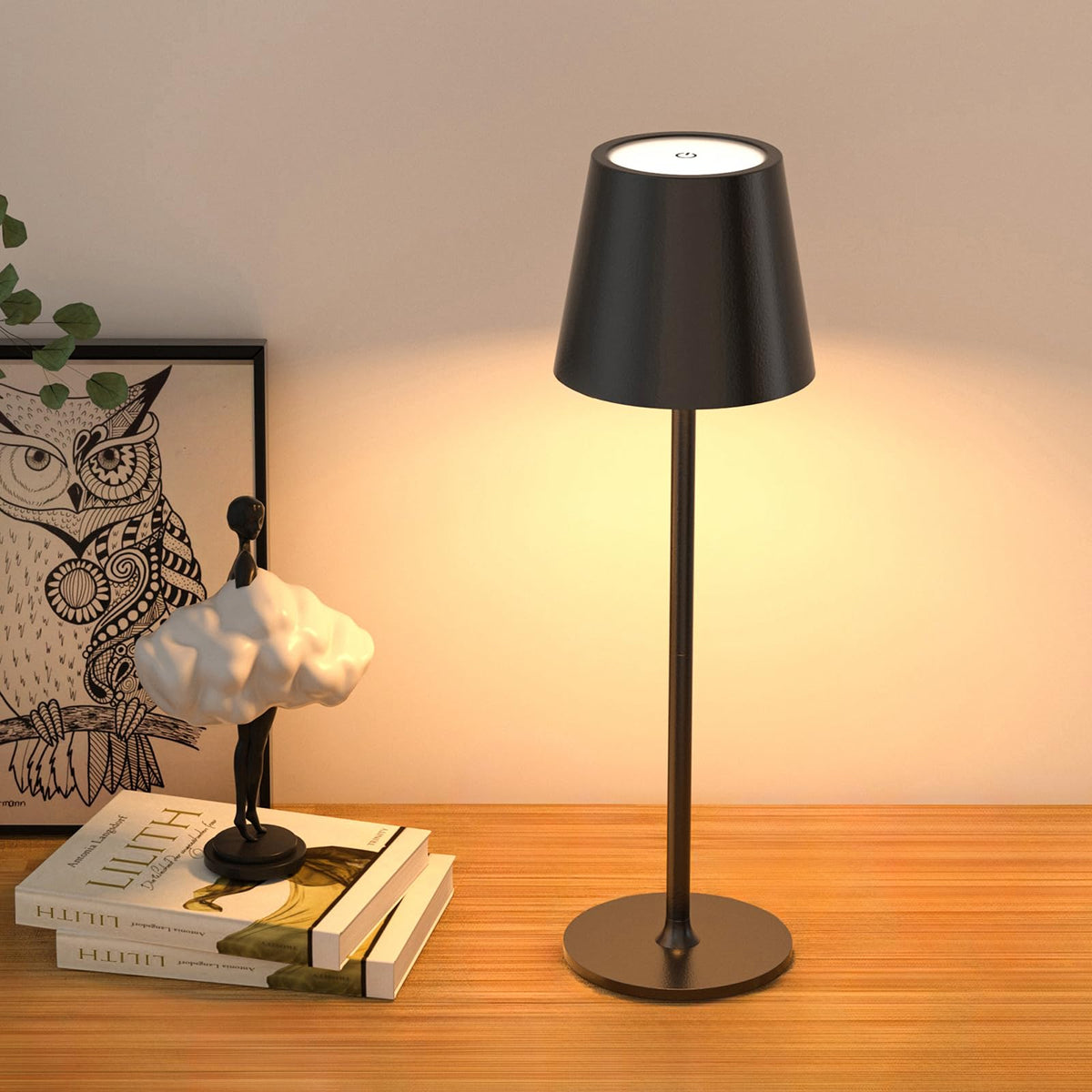 JACKYLED cordless table lamp 3-height-adjustment for customized bedside lighting.