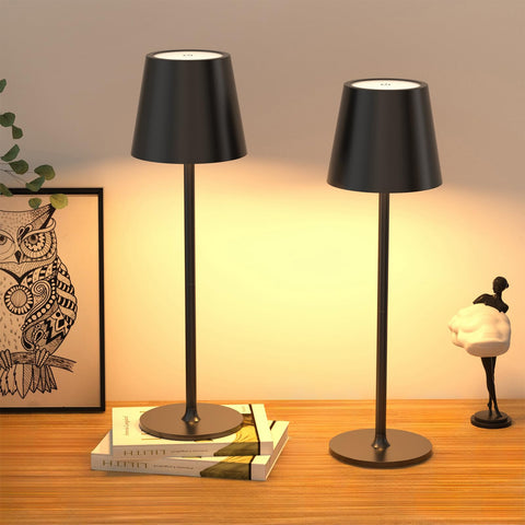 JACKYLED compact lamps with quick recharge for easy use.