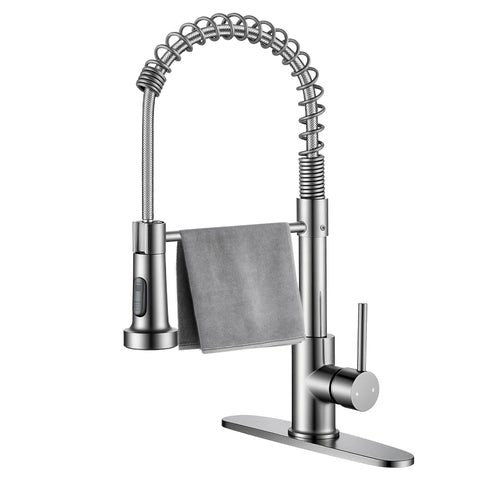 Jafeton durable kitchen sink faucet with pull-out sprayer for easy cleaning
