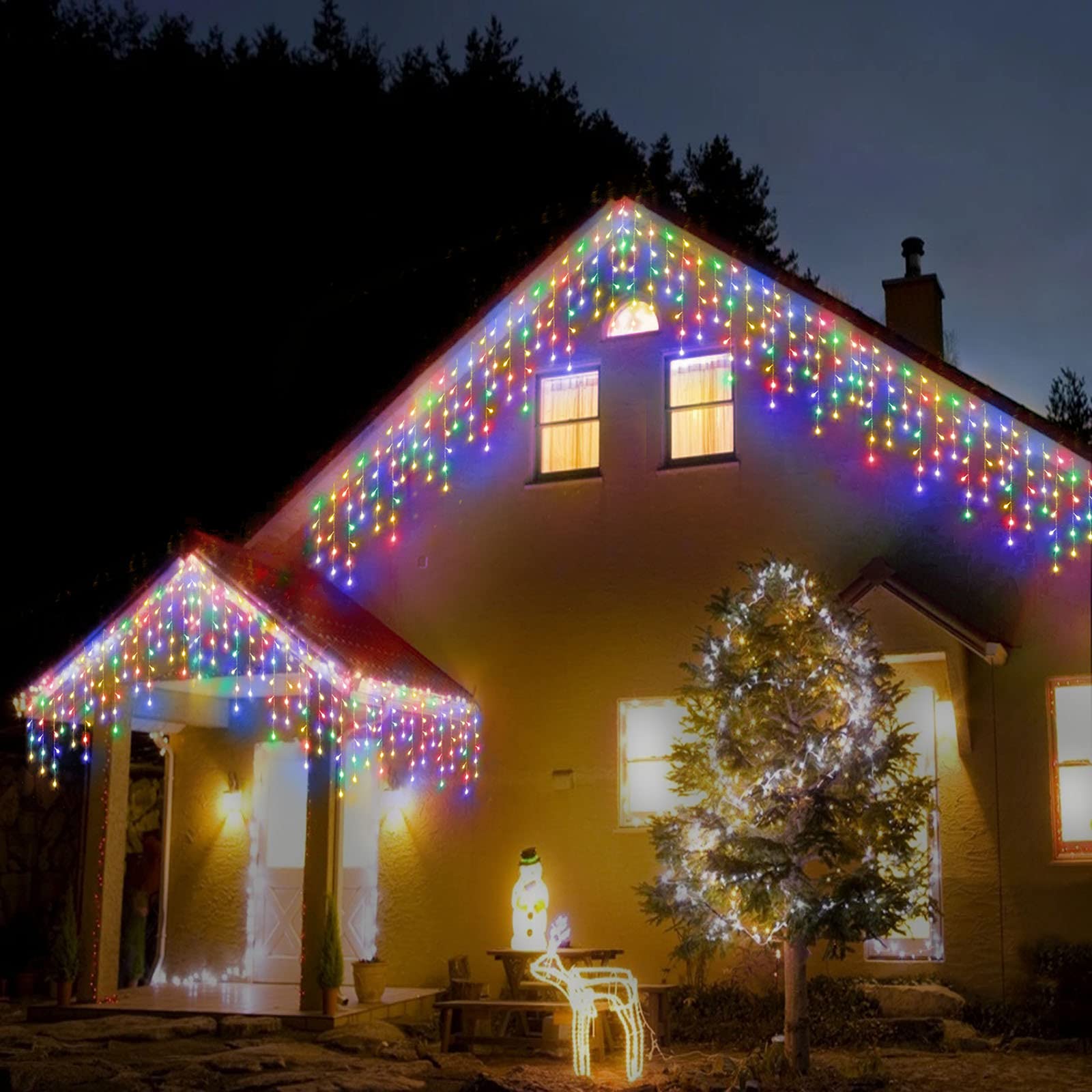 Janchs patio decoration with icicle lights on a railing