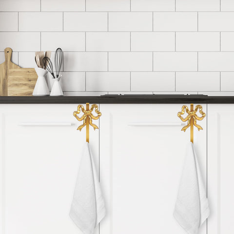 Rustproof JarThenaAMCS metal hook maintains shine on bathroom doors
