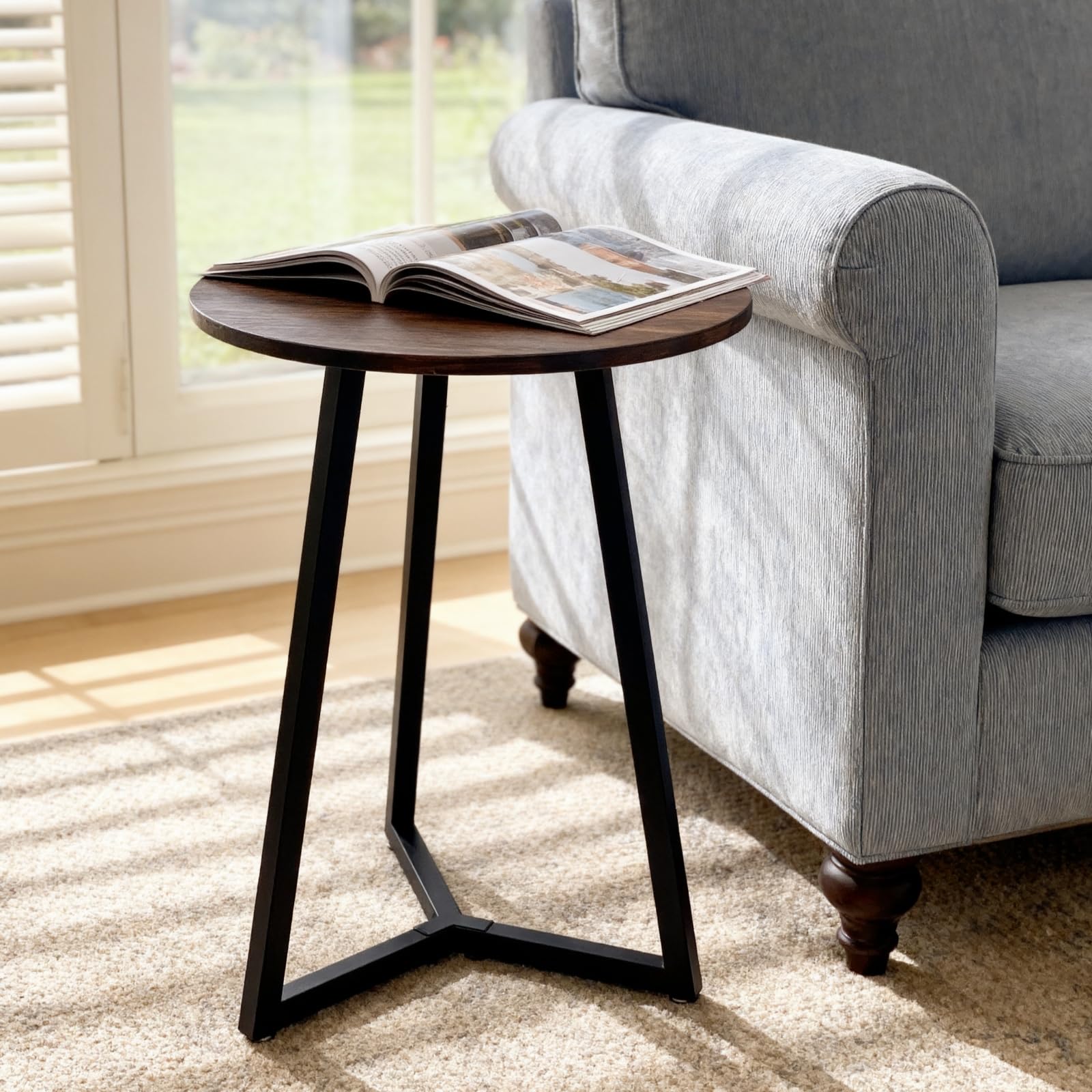 JIANZHUO adjustment pads stabilize tables while protecting floors.