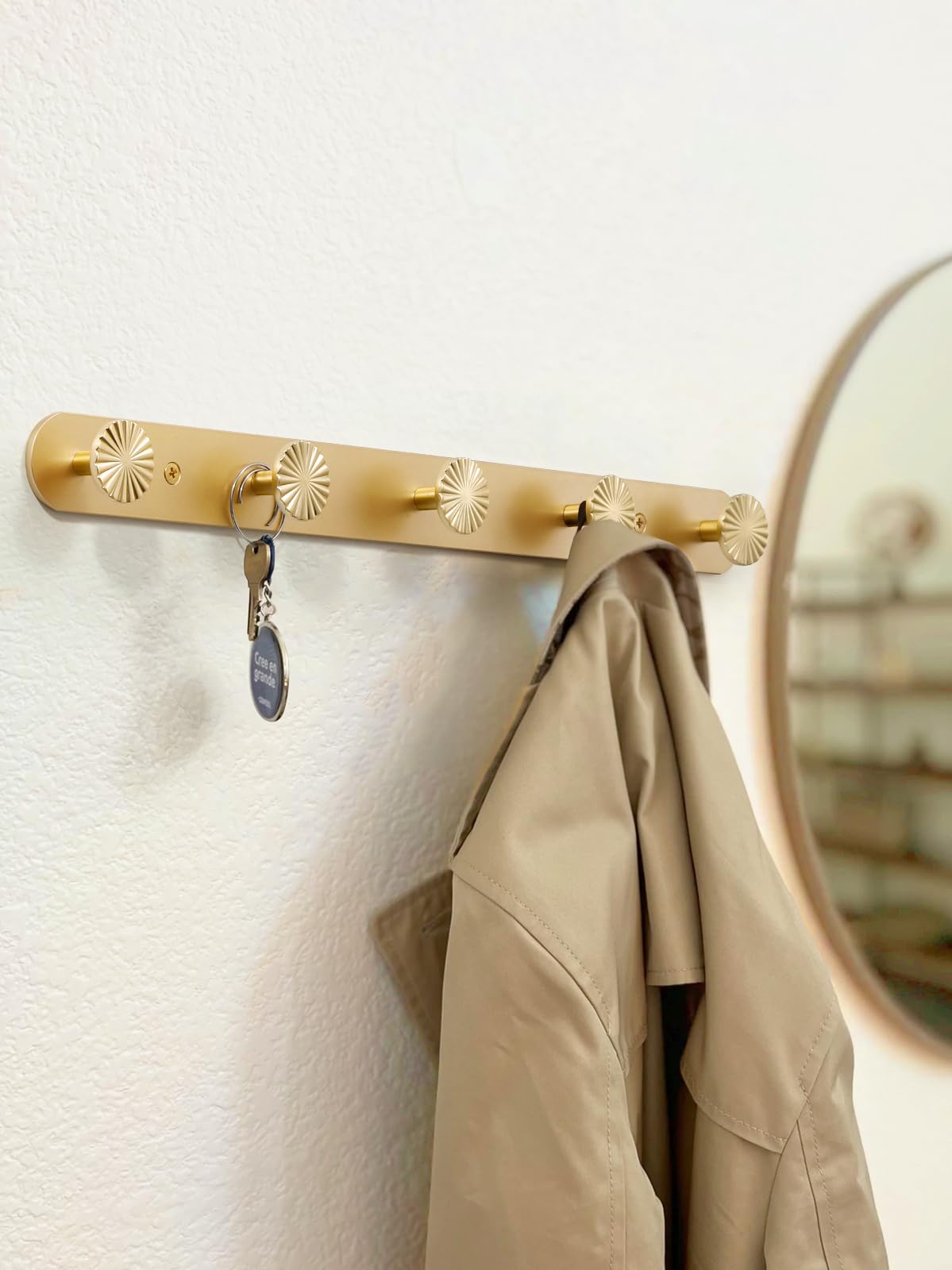 Coats and bags stay organized with the strong 16.5-inch rack
