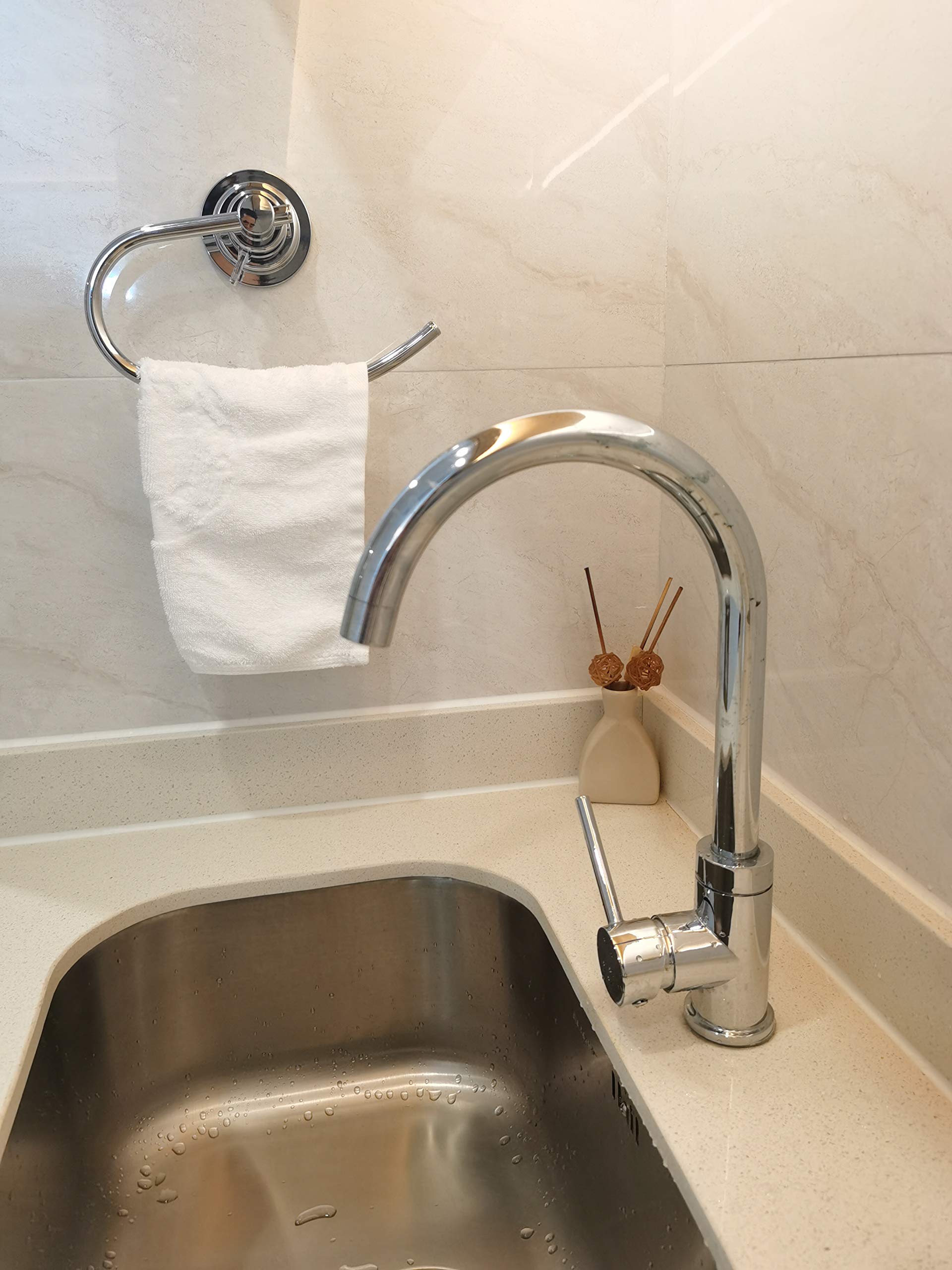 JiePai strong suction cup on tile or glass surfaces for secure hold.