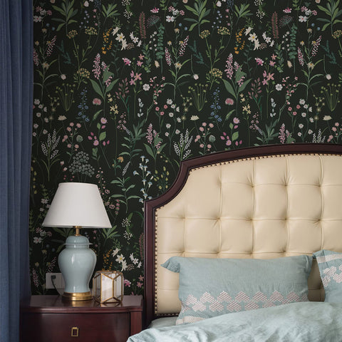 JiffDiff straight-match self-adhesive wallpaper helps beginners align patterns quickly.