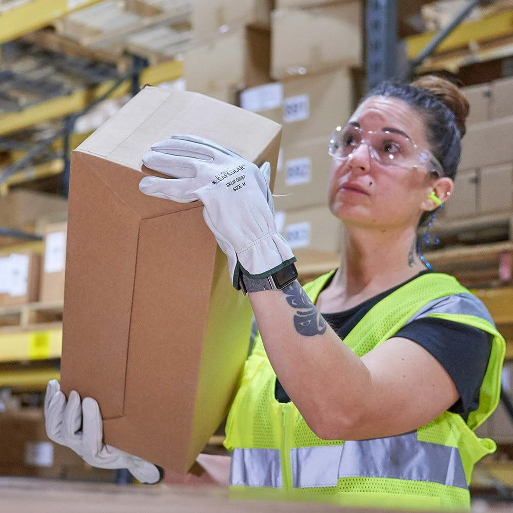 SAFEGEAR gloves length 25 cm provides extended wrist coverage