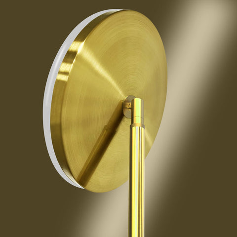 JOOFO floor lamp broad base provides stable support around kids and pets