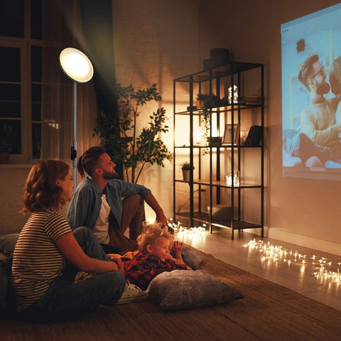 JOOFO floor lamp stepless dimming adapts brightness to any task.