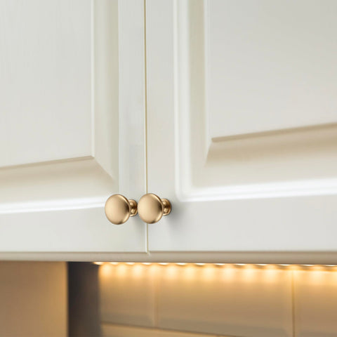 JOY DECOR champagne bronze knob close-up showing brushed texture for comfortable daily use