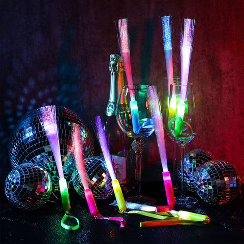 Bulk 200-pack suitable for party favors and school activities