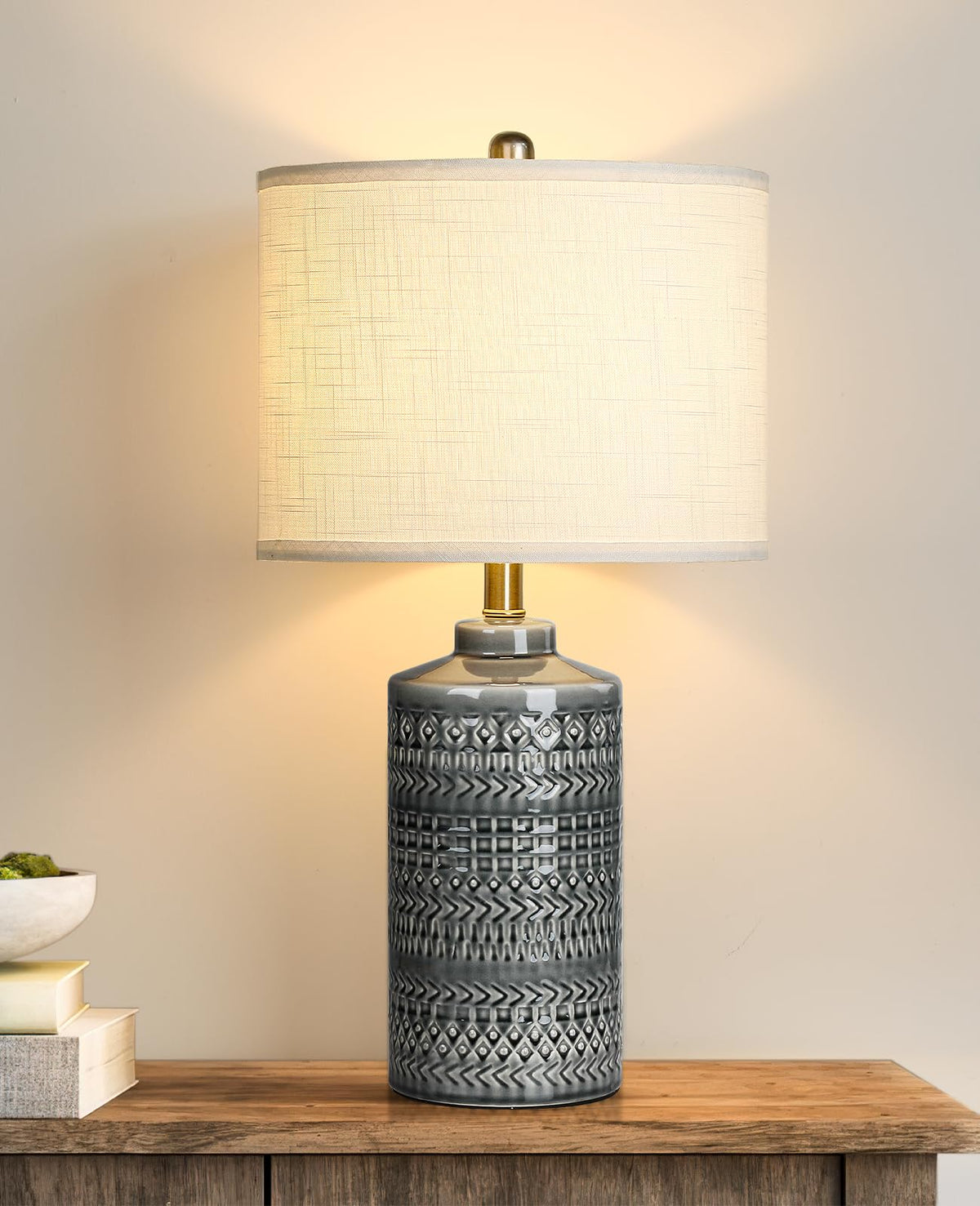 Junnai modern ceramic lamp with gray base for living room ambiance
