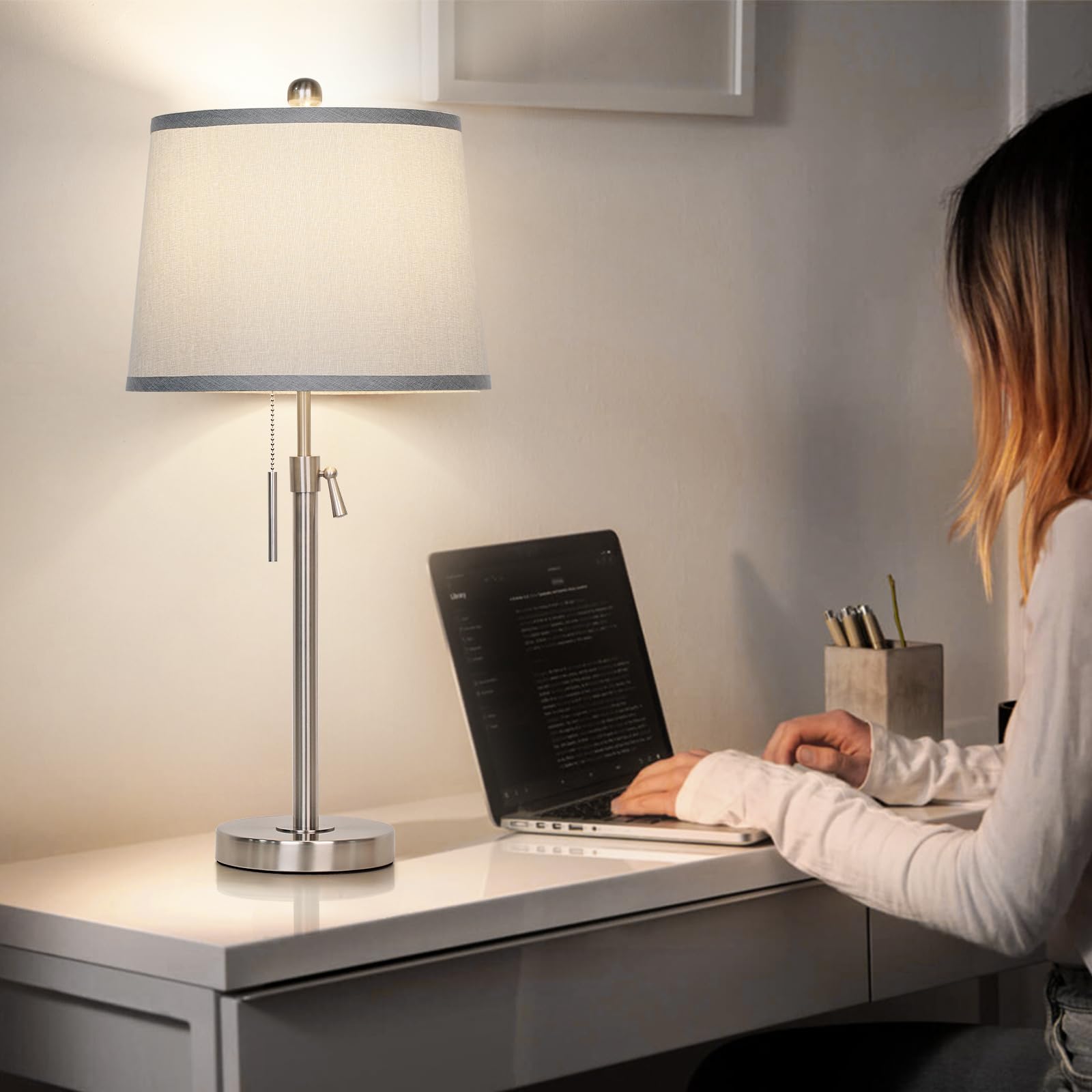 JUNNAI table lamp includes simple assembly guide for quick setup.